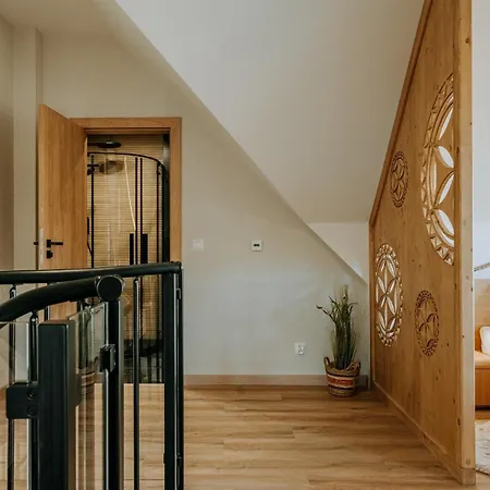 Rj Oberconiowka & * زاكوباني