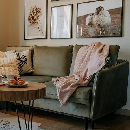 Rj Oberconiowka & * زاكوباني