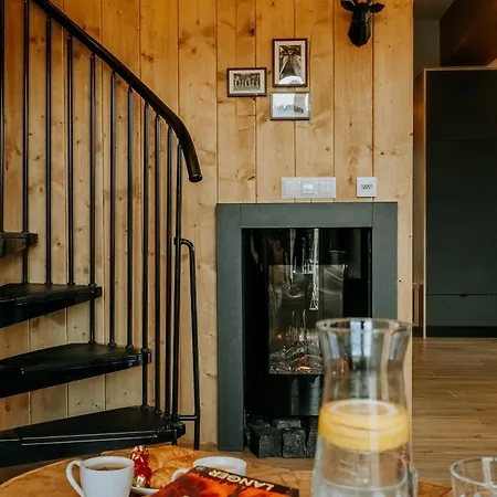 Rj Oberconiowka & * زاكوباني